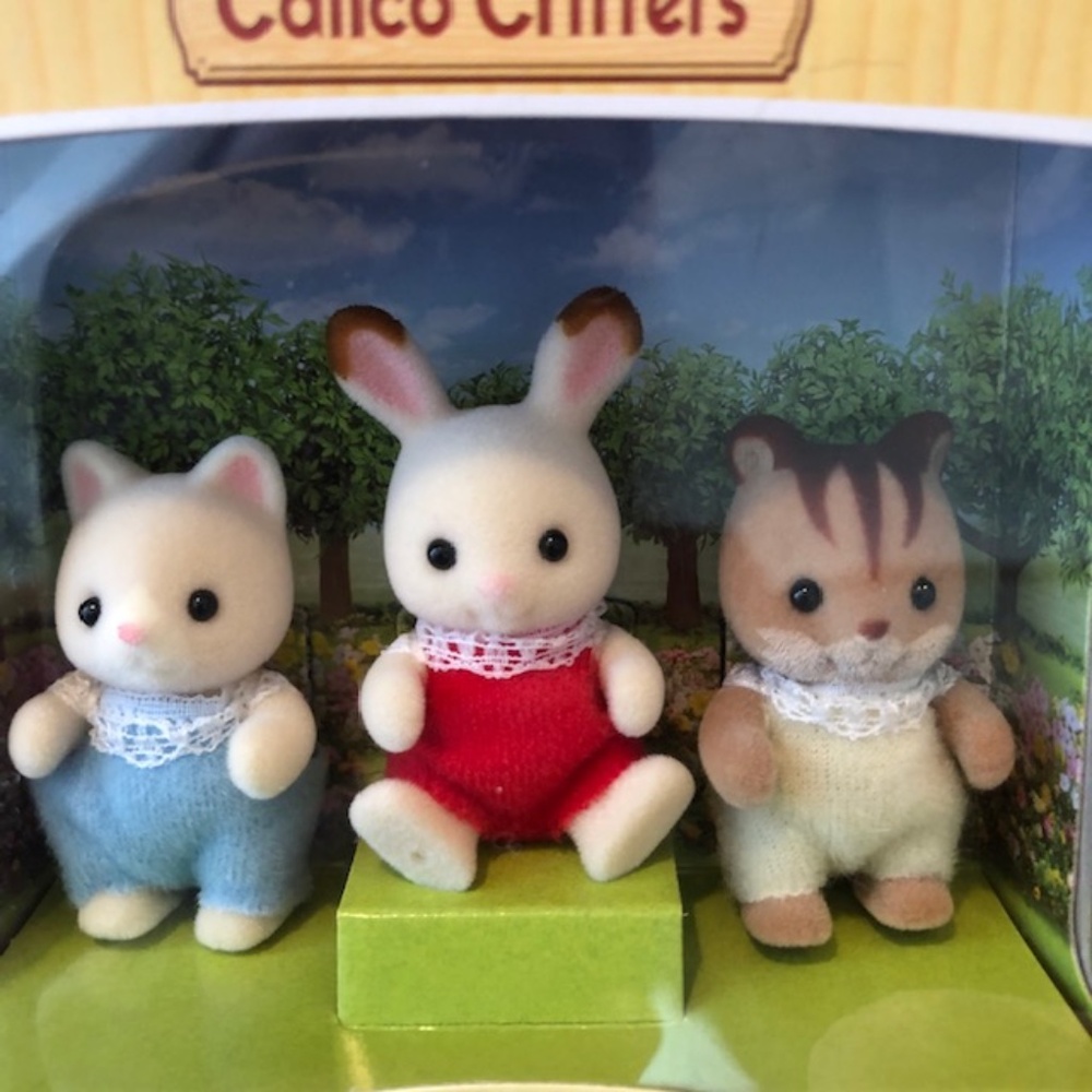 New Retired Calico Critters Baby Friends Kitten Bunny Chipmunk - Picture 7 of 12